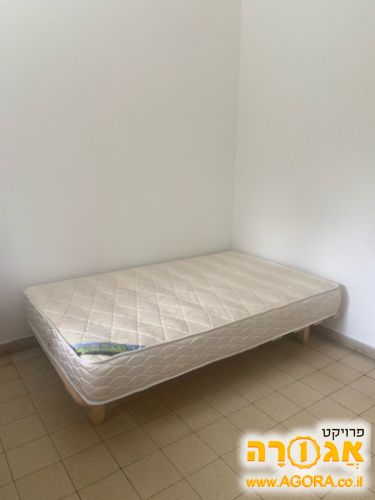 בסיס מיטה ומזרון