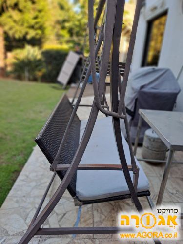 נדנדת גינה