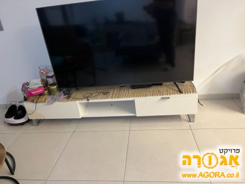 מזנון טלויזיה