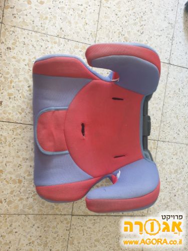 מושב בוסטר