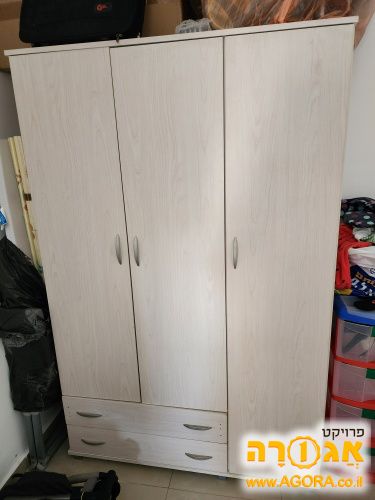 ארון 3 דלתות
