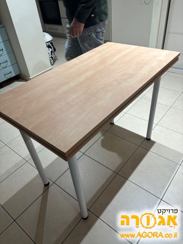 שולחן מחשב