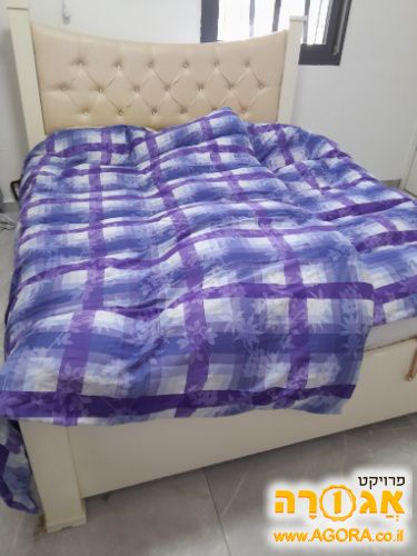מיטות