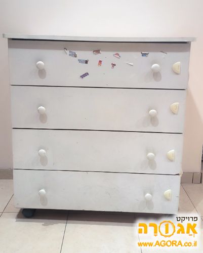 שידת החתלה