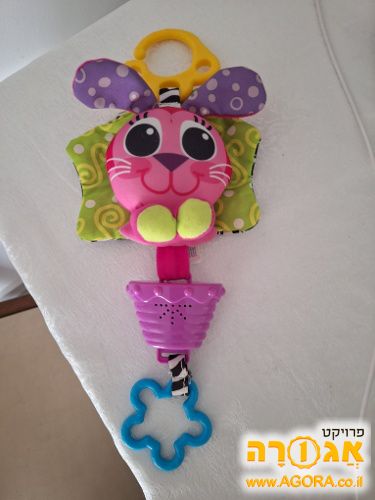 בובה מובייל מנגנת