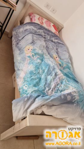 מיטת ילד/ה