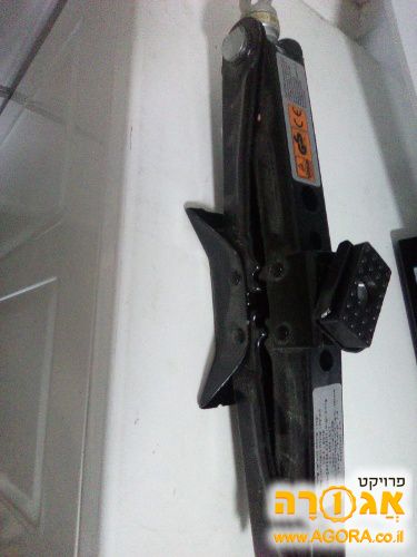 ג'ק לרכב