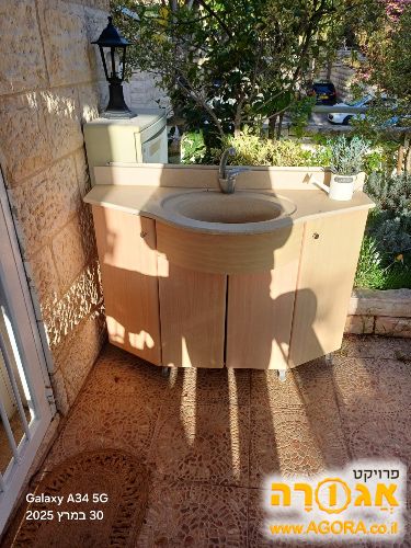 מערכת + כיור, חלון + תריס