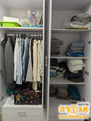 ארון 4 דלתות לבן עם מגירות