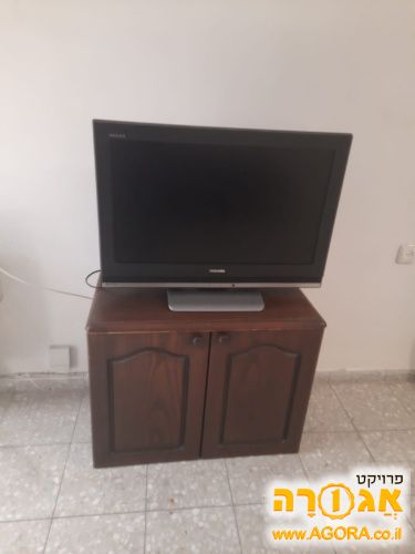 טלוויזיה פלזמה + שידה