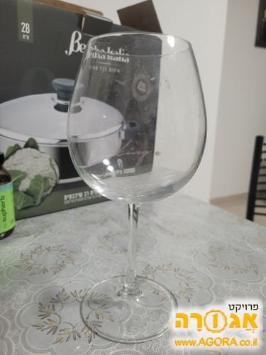 כוסות גביעים גדולים מאוד