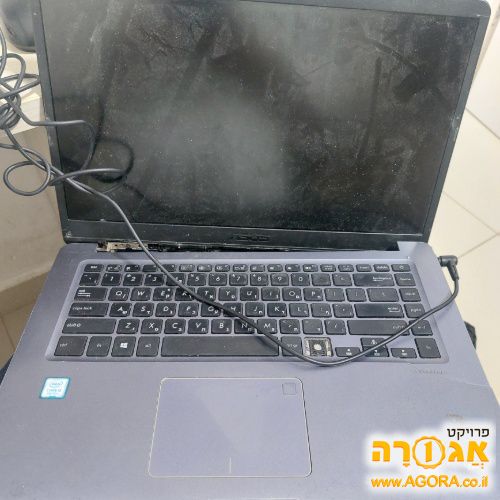 מחשב נייד מסך תקול