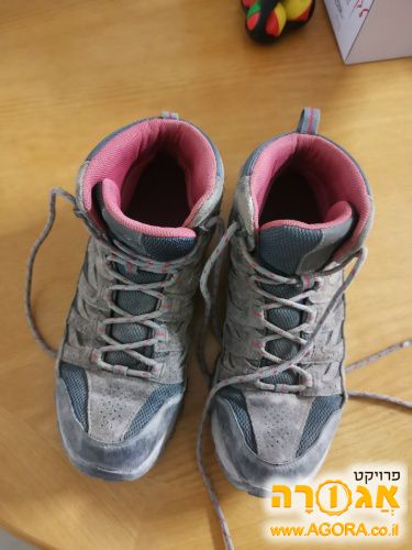 נעלי טיולים לנשים של קולומביה