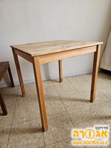 שולחן איקאה מעץ