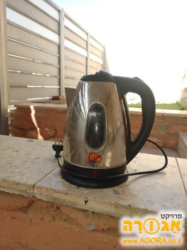קומקום חשמלי
