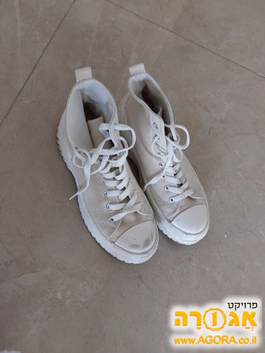 נעליים לנשים