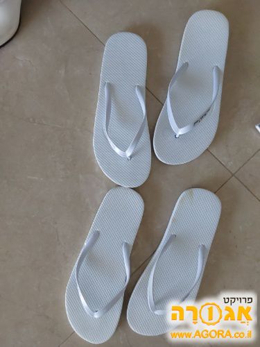 נעלי בית