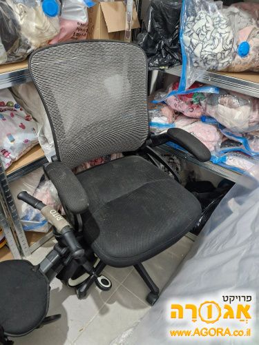 כסא משרדי נוסף