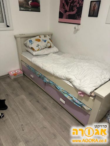 מיטת נוער