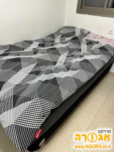 מיטה וחצי