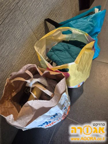 שקיות בגדים