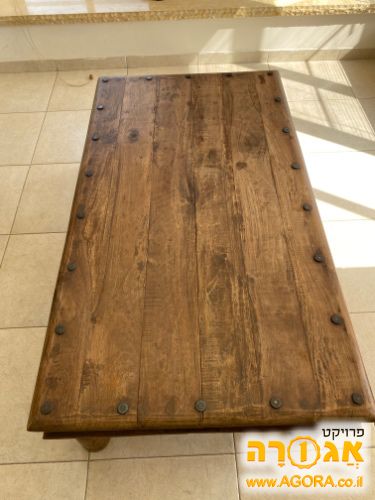 שולחן סלון מעץ מלא