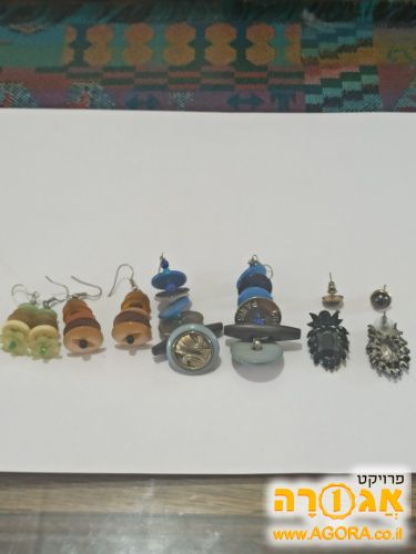 5 סטים של עגילים