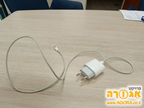 מטען לאייפון