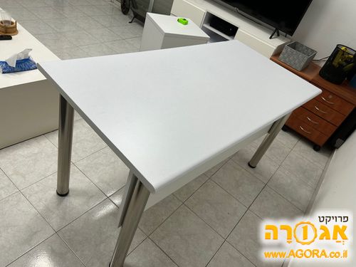 שולחן משרדי