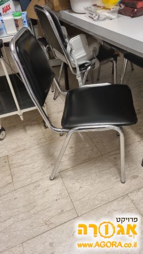 כסאות