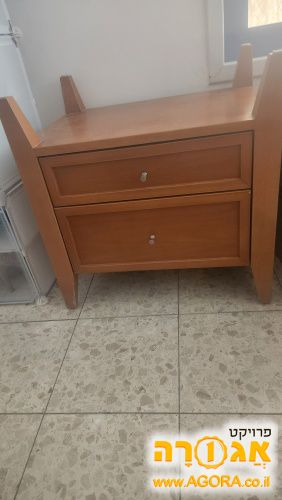 שידת לילה