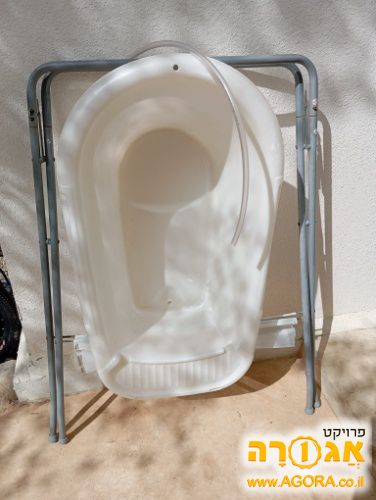 אמבטיה תינוק