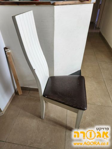 כסאות סלון