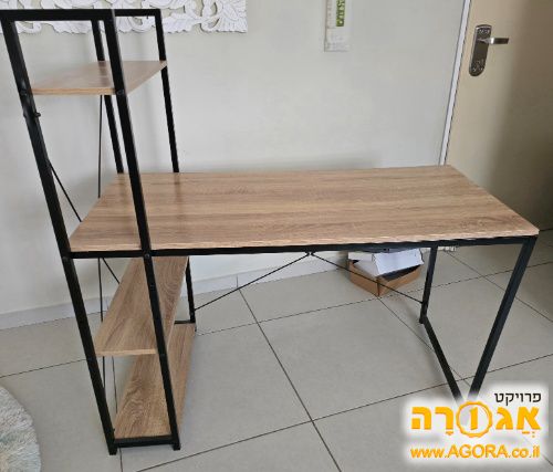 שולחן כתיבה