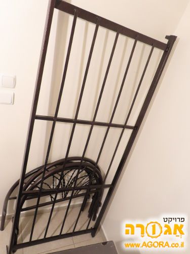 מיטות ברזל