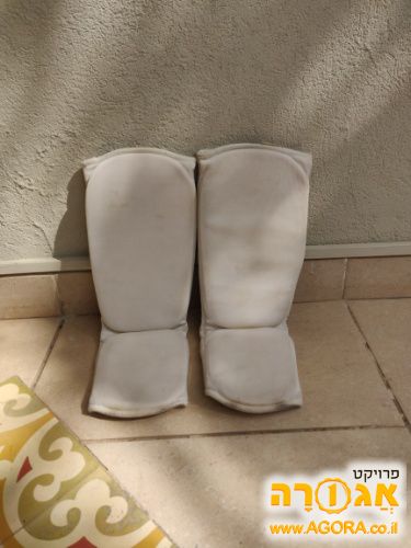 רפידות שוקיים לאומנויות לחימה