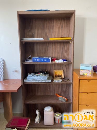 ארון ספרים