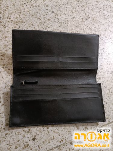 ארנק שחור לאשה