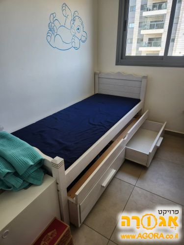 מיטת ילדים