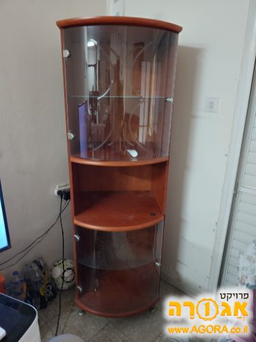 מזנון ויטרינה