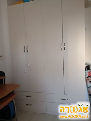 ארון פתיחה