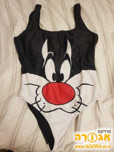 בגד ים שלם חדש לחלוטין, לנשים