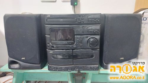 מערכת קומפקט דיסק עם רדיו jvc