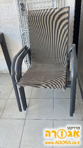 4 כיסאות גן