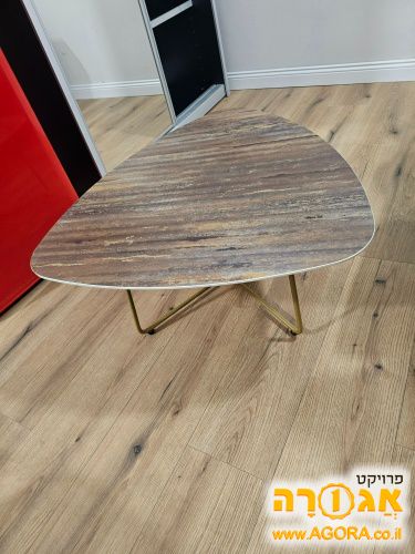שולחן סלון משולש 60ס"מ ג' 20סנ