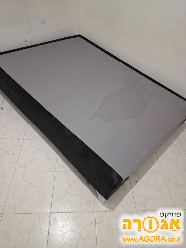 מיטה זוגית