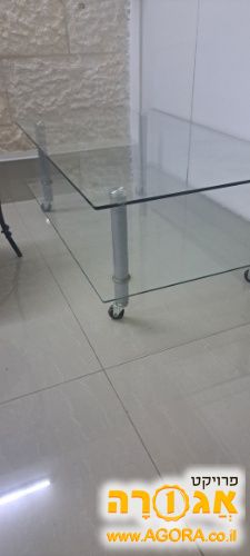 שולחן קפה מזכוכית