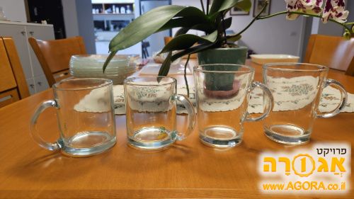 2 זוגות של ספלים מזכוכית