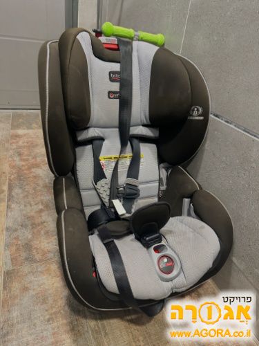 כסא ילדים לרכב