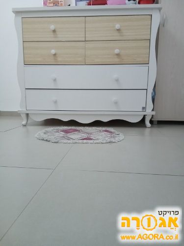 שידת החתלה של סגל